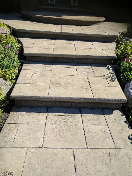 Stamped concrete garden steps with contrasting edges